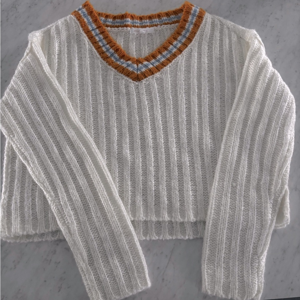 3 for $20! Filocaly cropped knit sweater